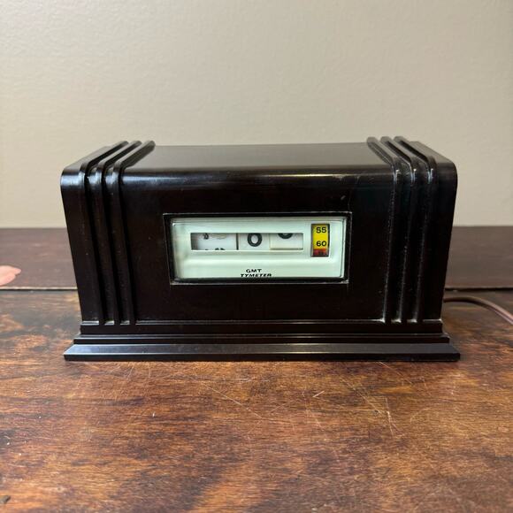 Vintage Bakelite Tymeter 24 Hour Clock Pennwood Numechron GMT Model 100 - Picture 1 of 12